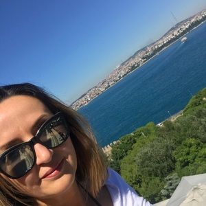 Meet your Posher, Betty